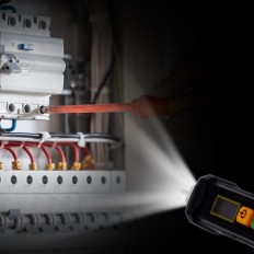 PCW06A DETECTEUR DE TENSION SANS CONTACT DOUBLE ISOLATION