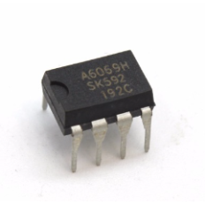 CIRCUIT INTEGRE ORIGINAL (STRA6069H)