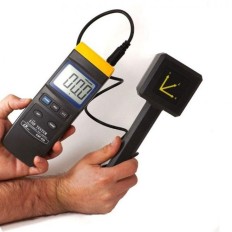 LUT TESTEUR CHAMP ELECTROMAGNETIQUE 3D ( X, Y, Z DIRECTION )