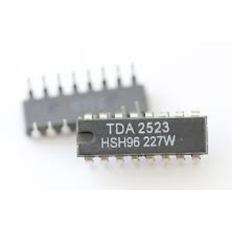 CIRCUIT INTEGRE ORIGINAL TDA2523